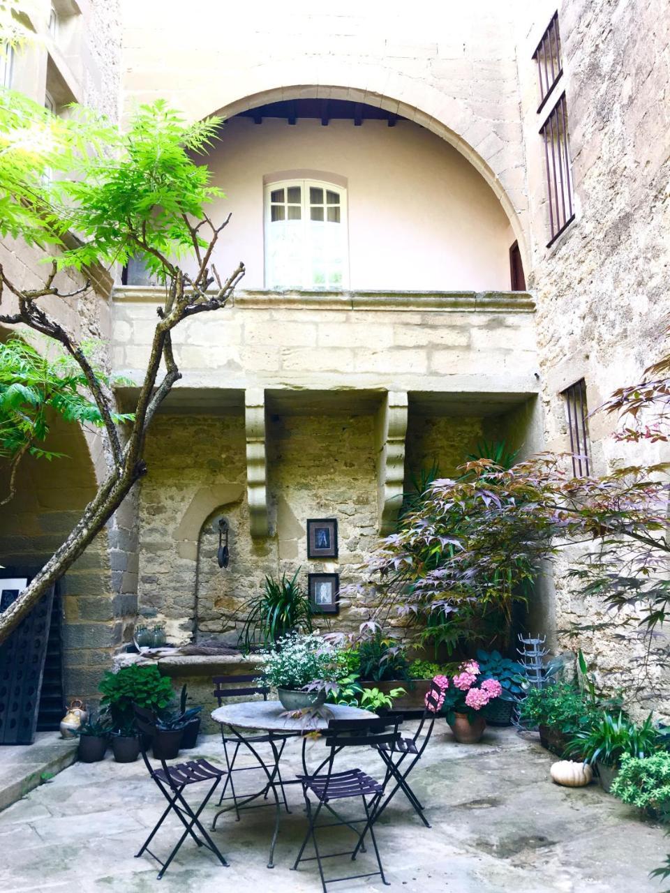 Monte Arena Bed and Breakfast Montaren-et-Saint-Médiers Buitenkant foto
